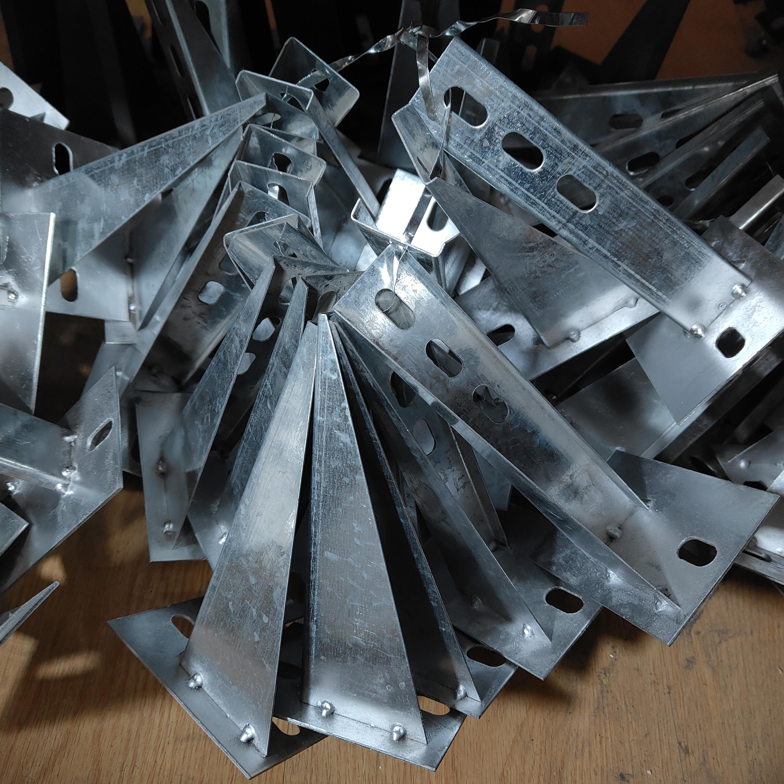 濟南電纜橋架支架